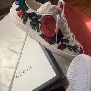 BRAND NEW! Gucci women’s sneaker